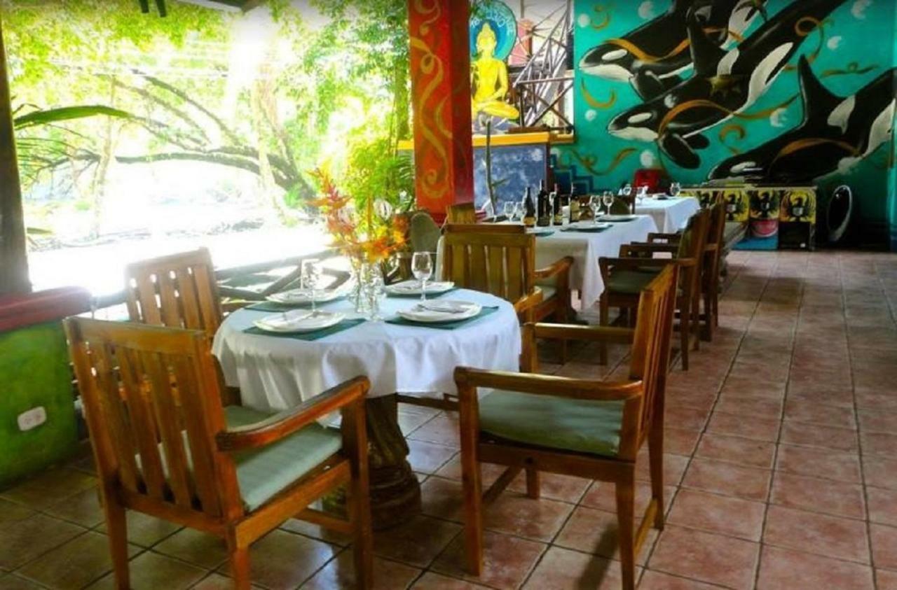 Hotel Roca Verde Beachfront Puntarenas Exterior photo