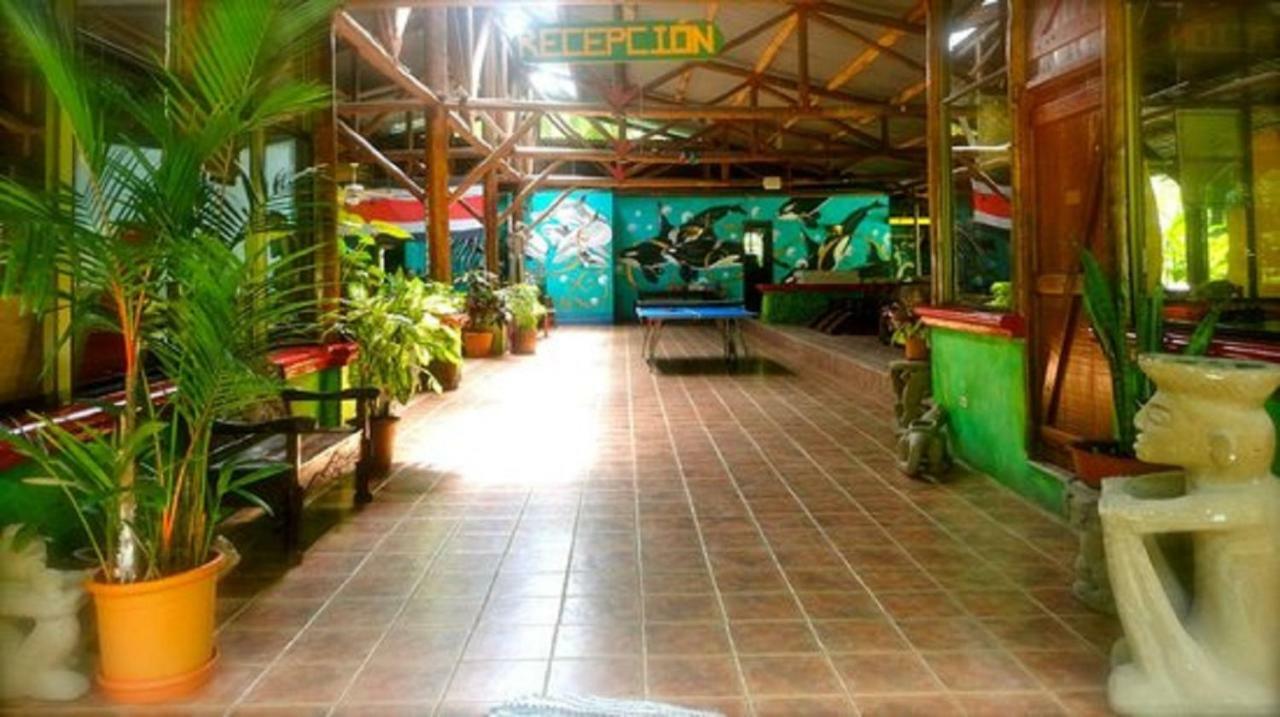 Hotel Roca Verde Beachfront Puntarenas Exterior photo