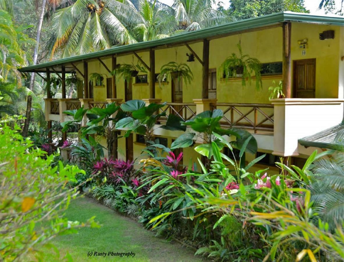 Hotel Roca Verde Beachfront Puntarenas Exterior photo